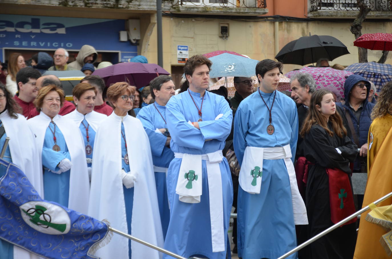 Las imágenes del encuentro entre la virgen Gloriosa y Cristo Resucitado en Calahorra