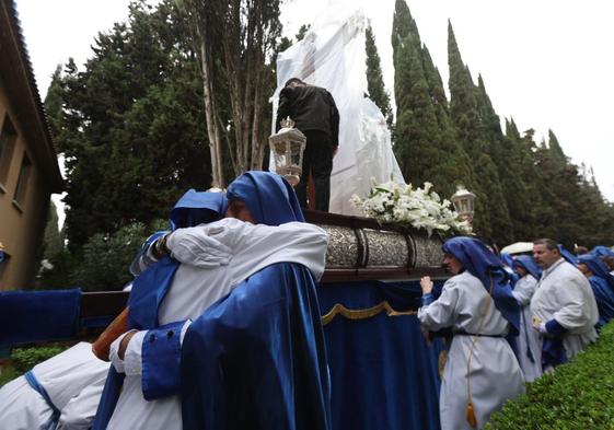 La lluvia impide que Jesús y María Magdalena se encuentren en Logroño