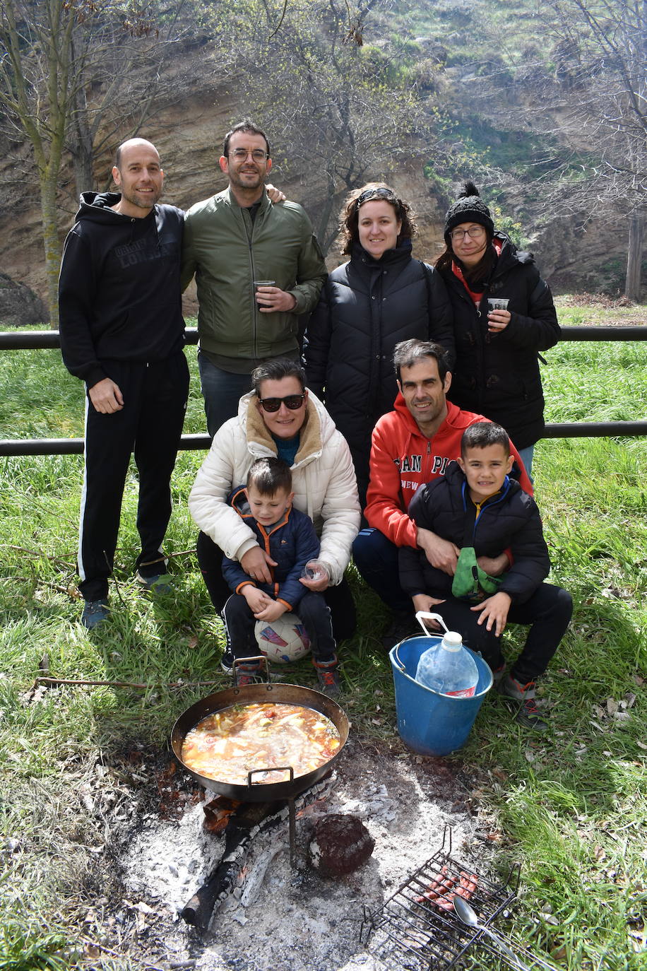 Las imágenes de las cuadrillas en el prado de Clunia de Aguilar