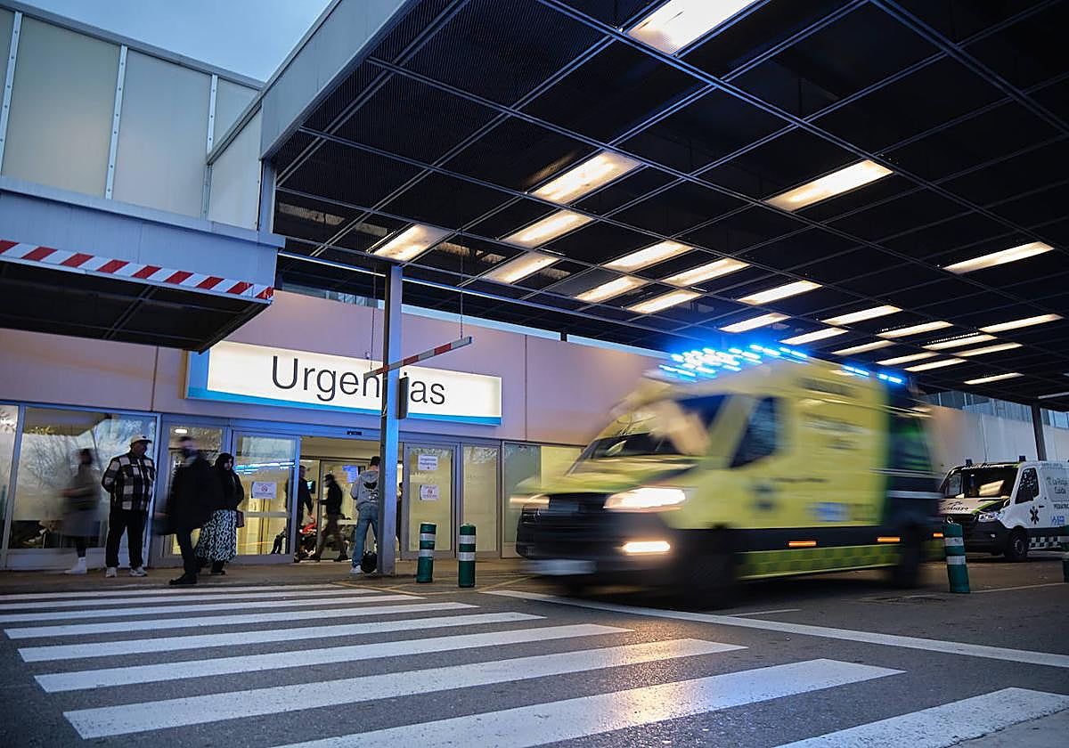 Herido un ciclista de 67 años tras caerse en el camino de la depuradora de Logroño