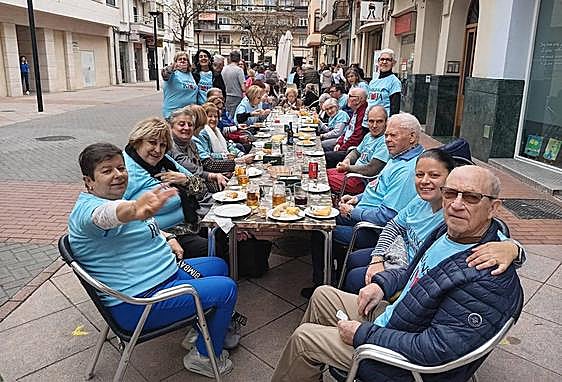 Participantes en el vermú del pasado sábado