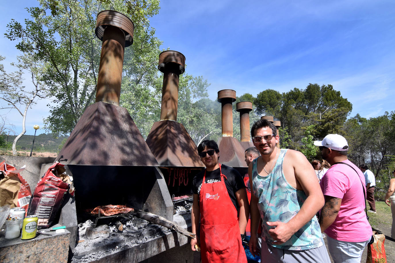 Mucha gente y pocos asadores en La Grajera