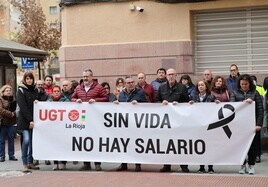 Concentraciones por la trabajadora de Cruz Roja fallecida en un accidente laboral en Logroño