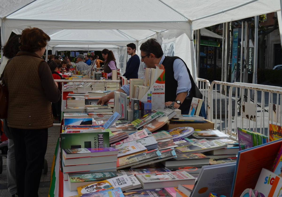 Descuentos, talleres infantiles y teatro, en la Feria del Libro de Calahorra