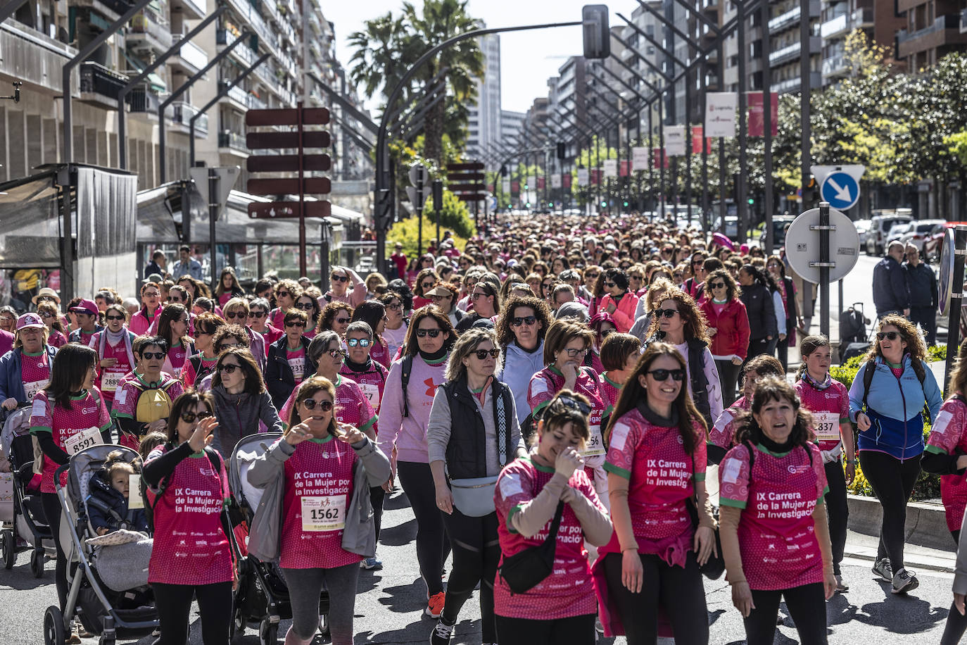 Las imágenes de la Carrera de la Mujer (I)