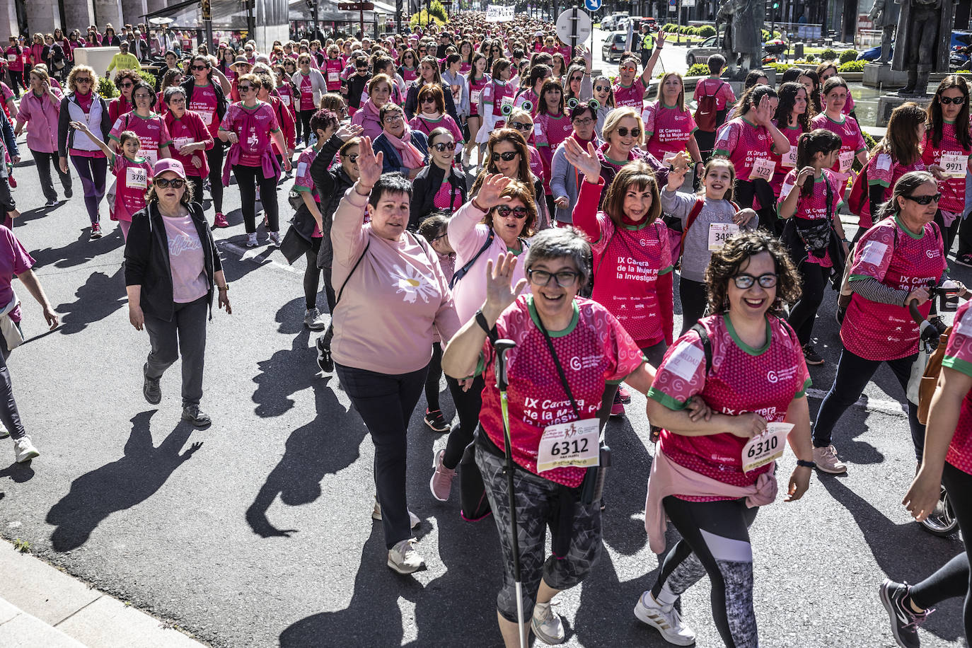 Las imágenes de la Carrera de la Mujer (I)