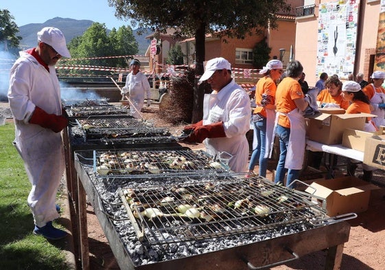 VI Feria de la Cebolla Asada de Herce