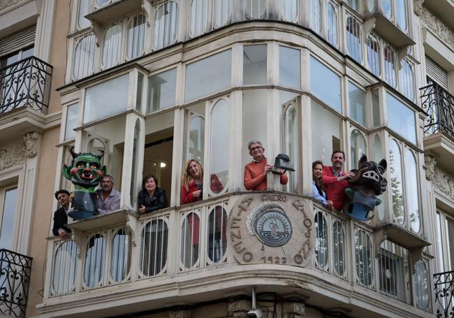 Representantes de la Asociación de Gigantes y Cabezudos de Logroño.