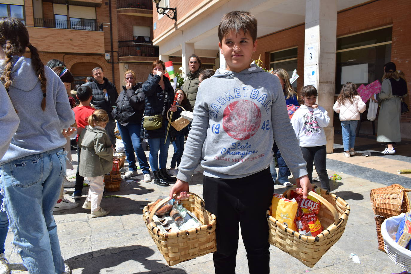 Concurso de Mayos Populares de Lardero