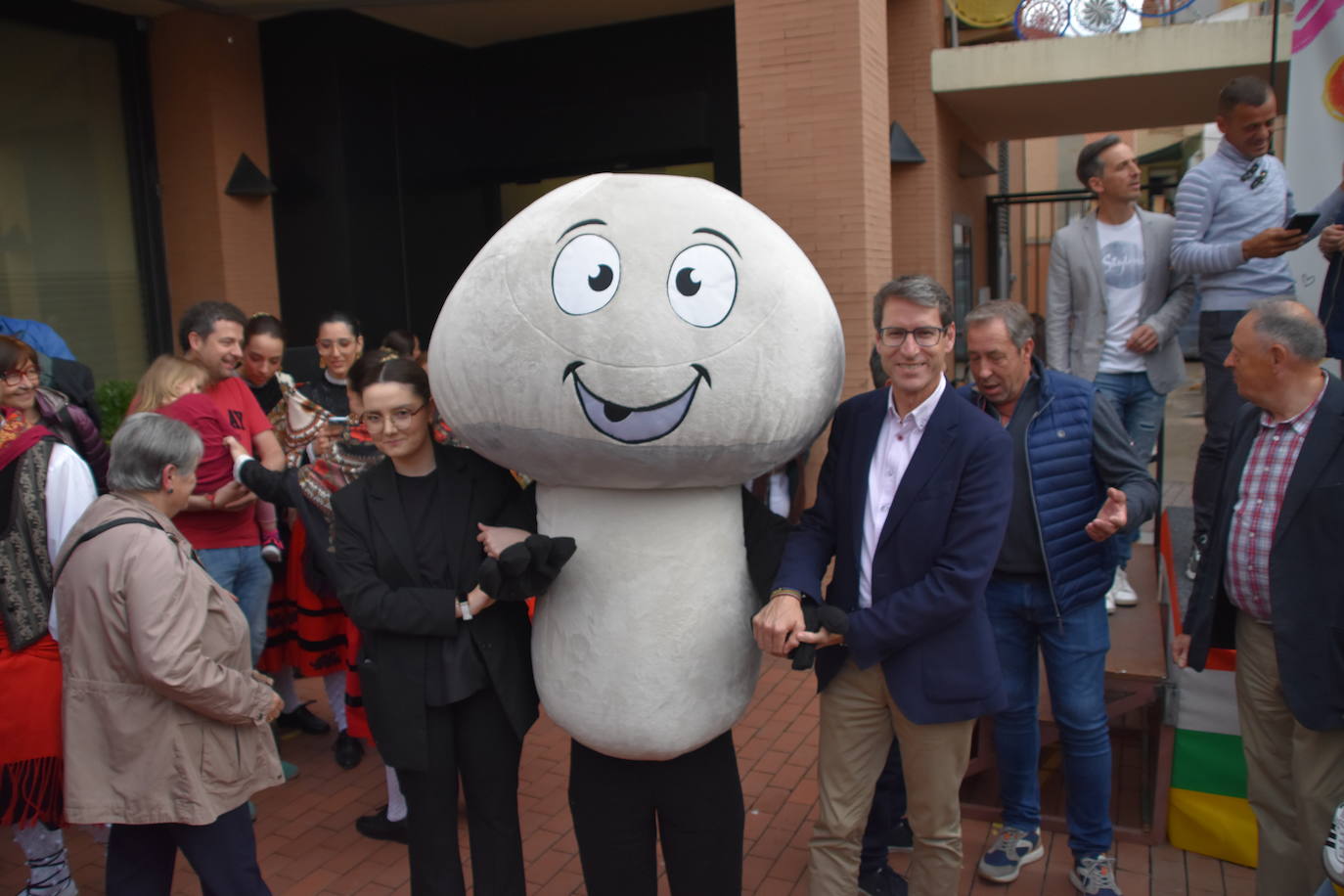 Inauguración de la XI Feria Fungitur en Pradejón