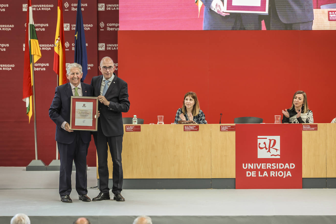 Reconocimientos en la Universidad de La Rioja en su su XXXII aniversario