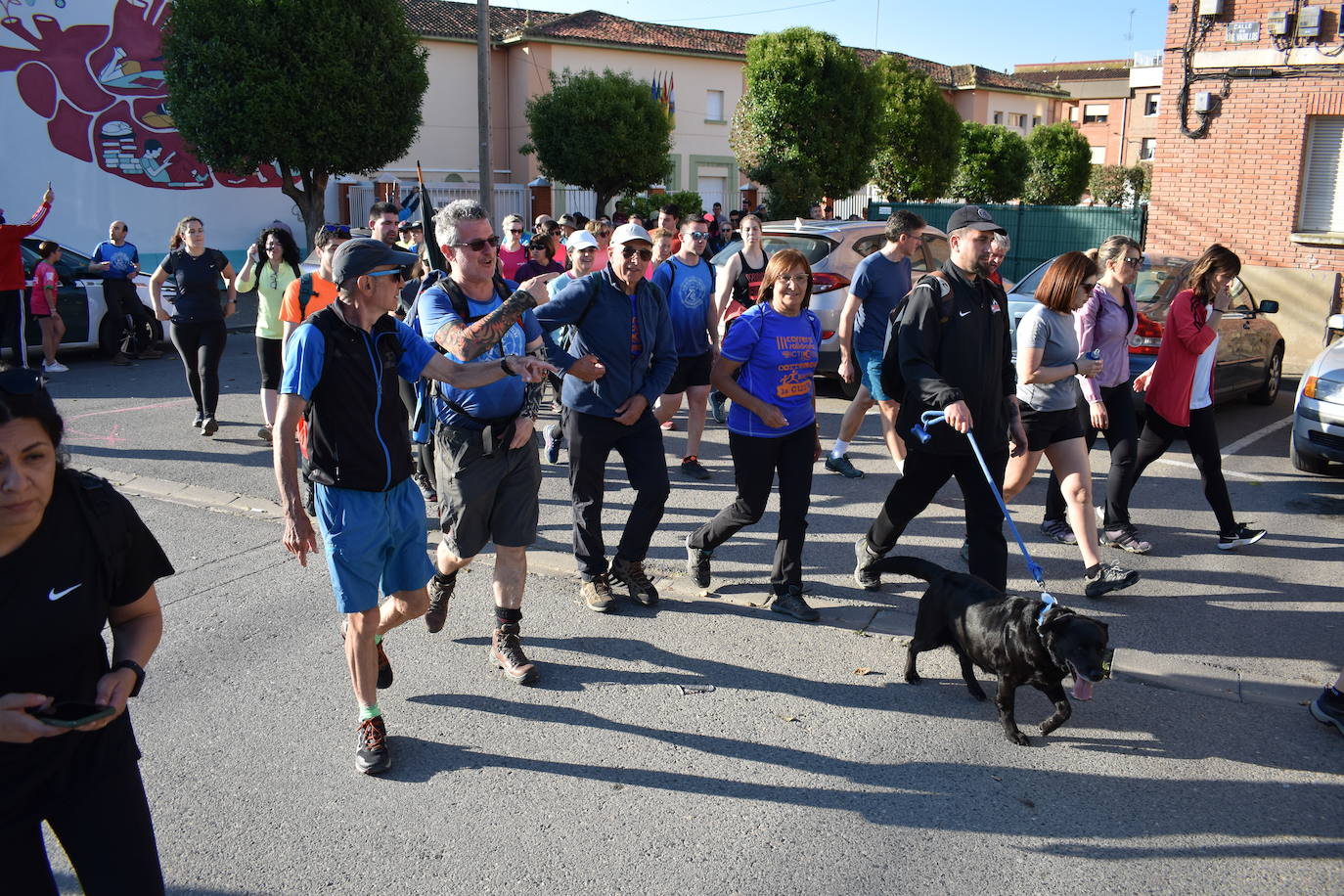 Dos marchas senderistas reúnen más de trescientas personas en Pradejón y Rincón de Soto