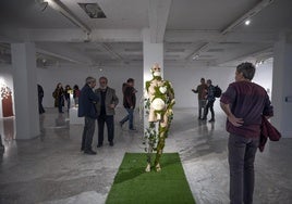 Inauguración ayer de la exposición 'Diseño Biofílico', que podrá visitarse hasta el 16 de junio en la Esdir.