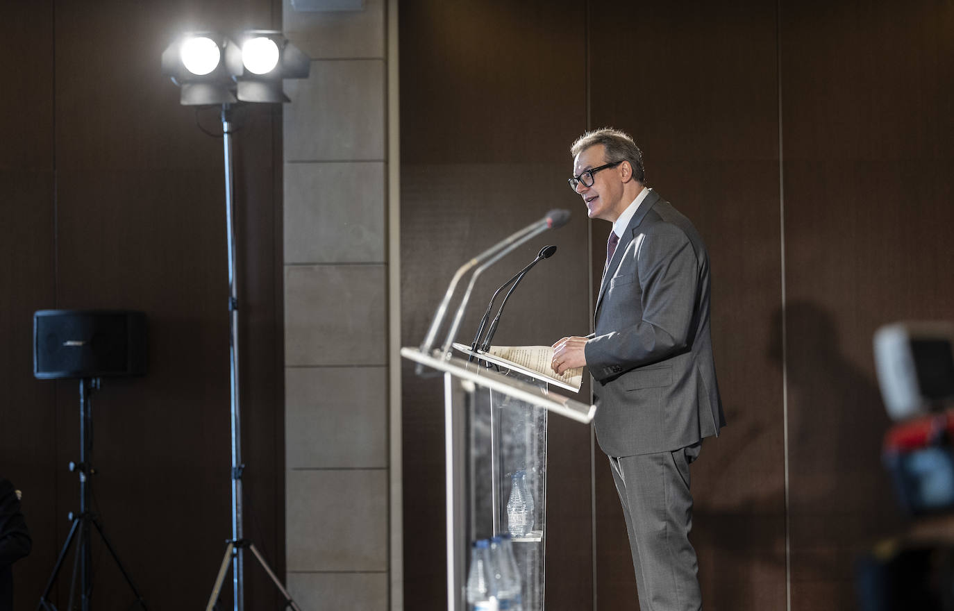 El economista Aldo Olcese participó en el foro económico de Diario LA RIOJA