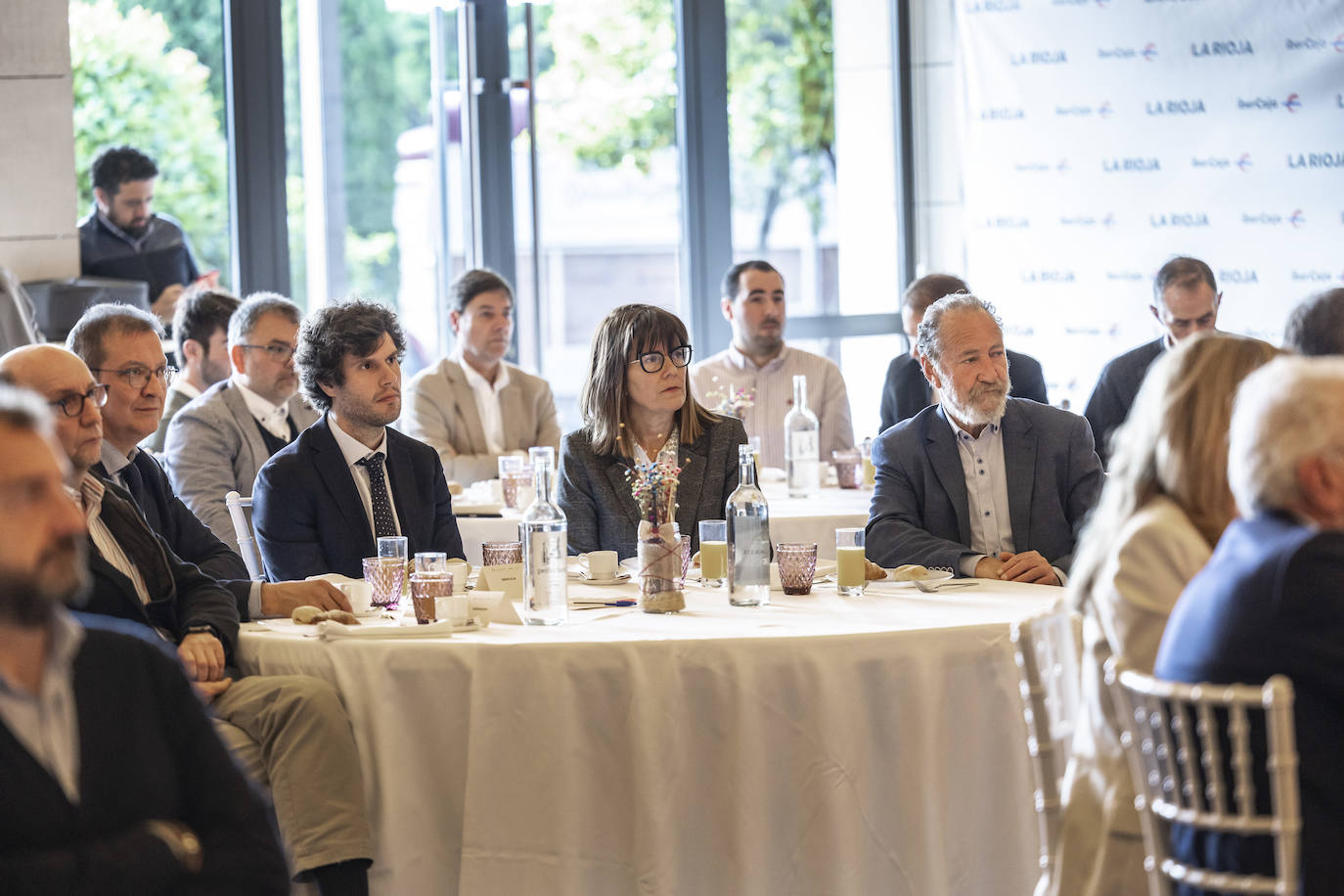 El economista Aldo Olcese participó en el foro económico de Diario LA RIOJA