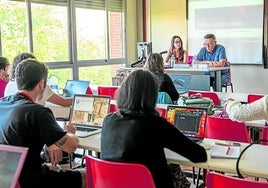 Un curso de Phyton para lingüistas en la UR, al que asistieron varios alumnos del Máster en Procesamiento de Lenguaje.