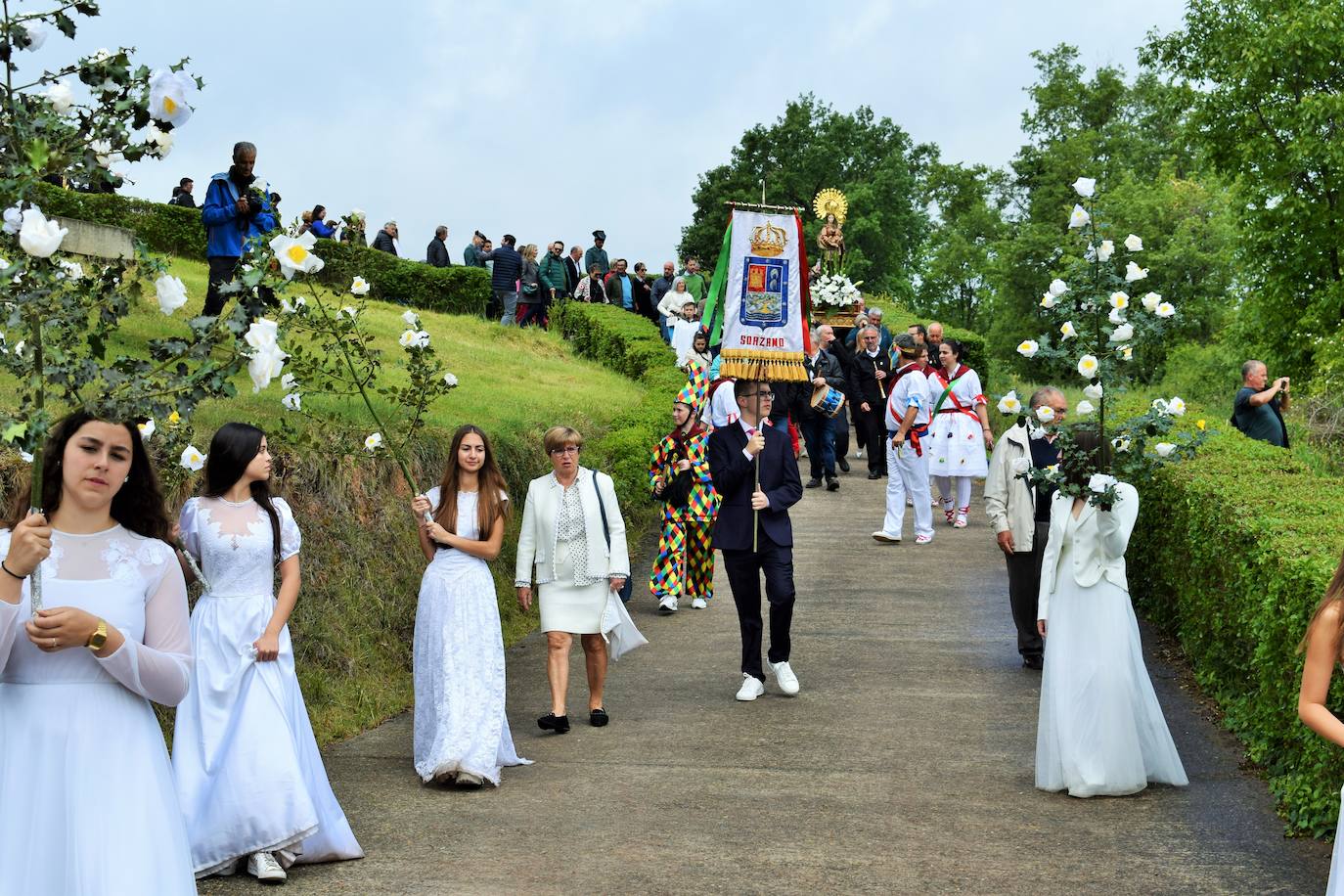 Las mejores postales de la procesión de las Doncellas