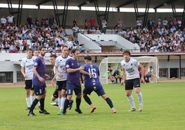 Imagen del último partido liguero en La Molineta, entre Alfaro y Anguiano