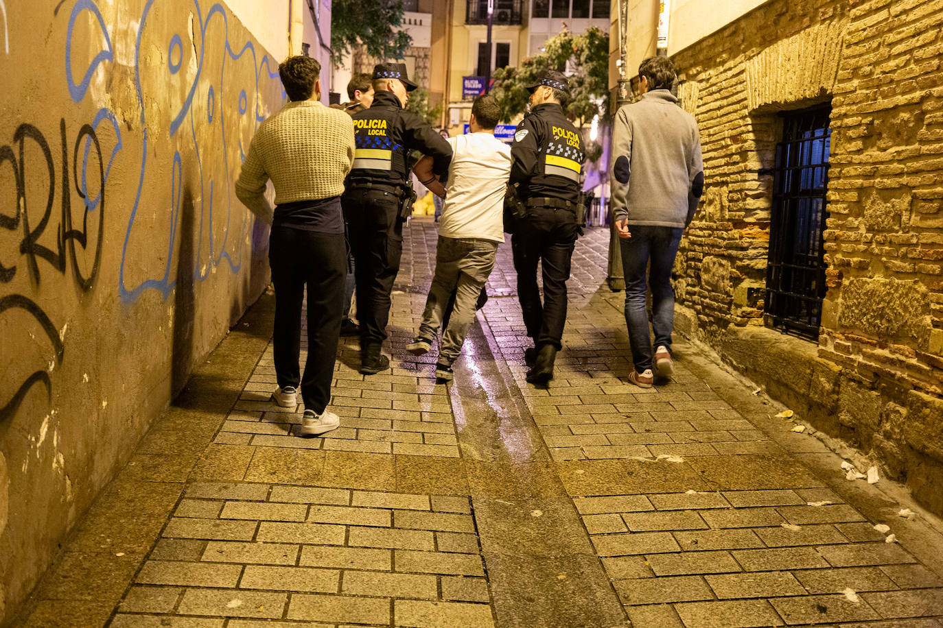 De patrulla por las calles de Logroño