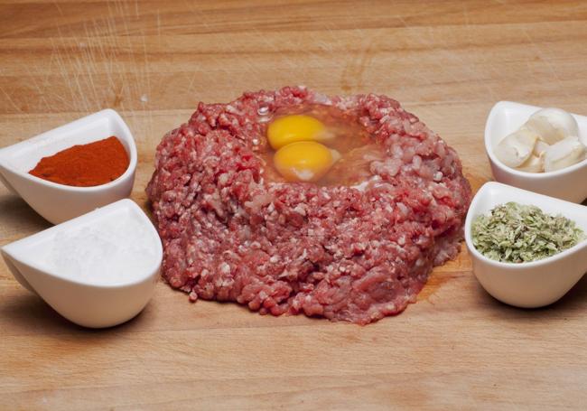 Ingredientes para la elaboración de una hamburguesa.