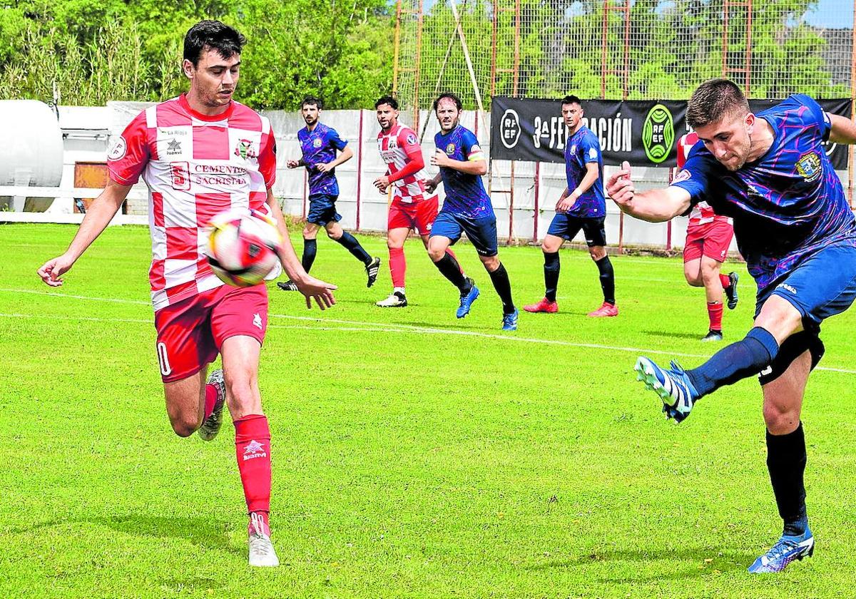 Varea y Anguiano dejaron todo abierto para el partido de vuelta en Isla.