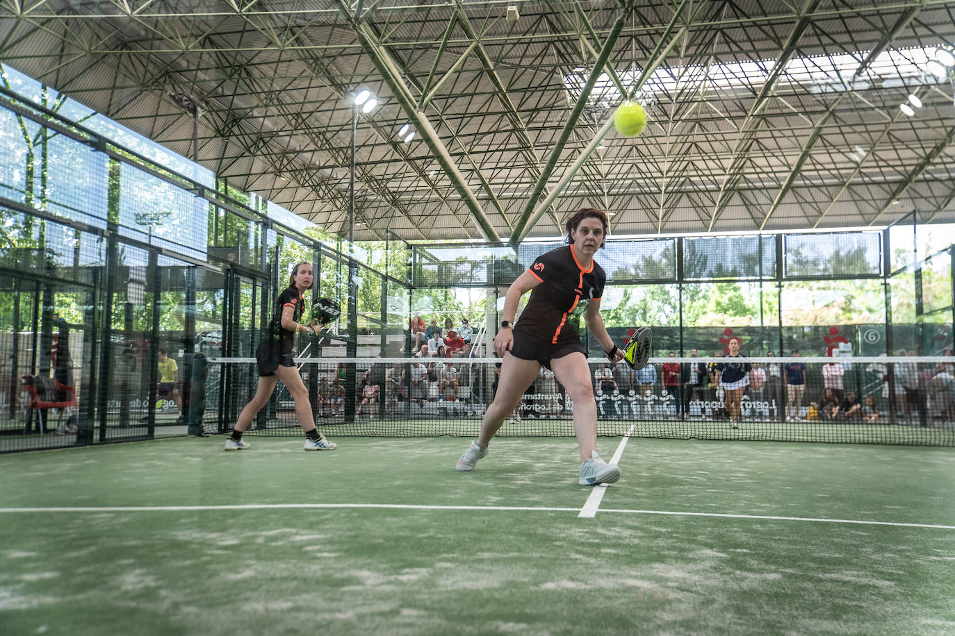 Pregaluminio y Re9 ganan el primer Torneo Empresas de La Rioja