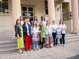 Reunión ayer en la sede de la Consejería de Salud y Políticas Sociales.