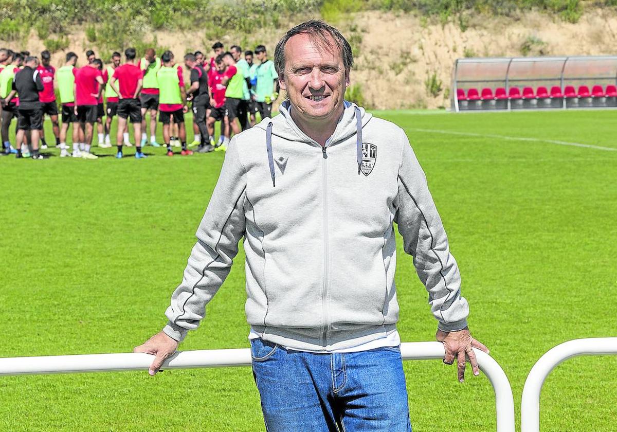 Calos Lasheras, el miércoles durante el entrenamiento de la primera plantilla.