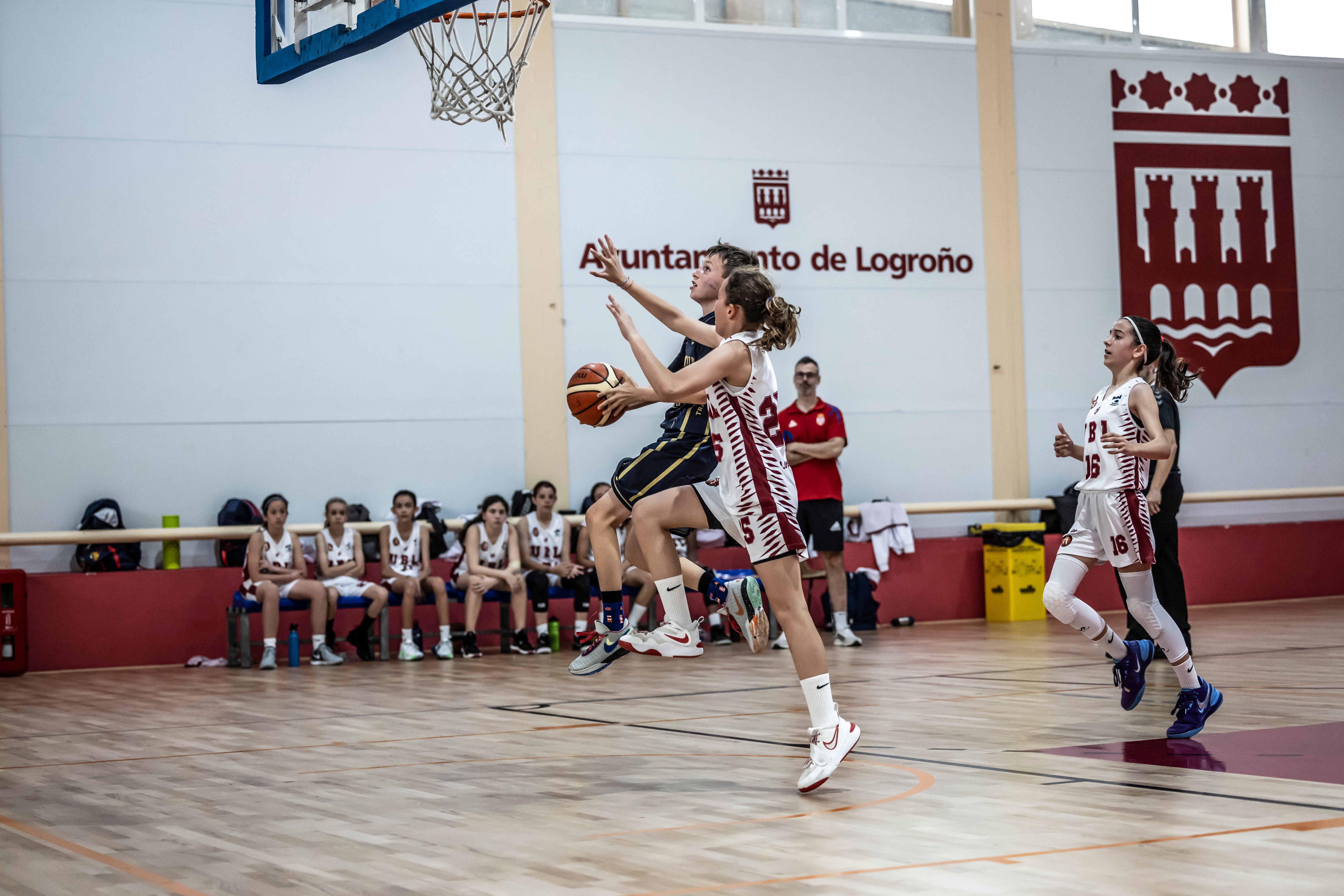 Lobete acoge la segunda jornada del Día del Mini