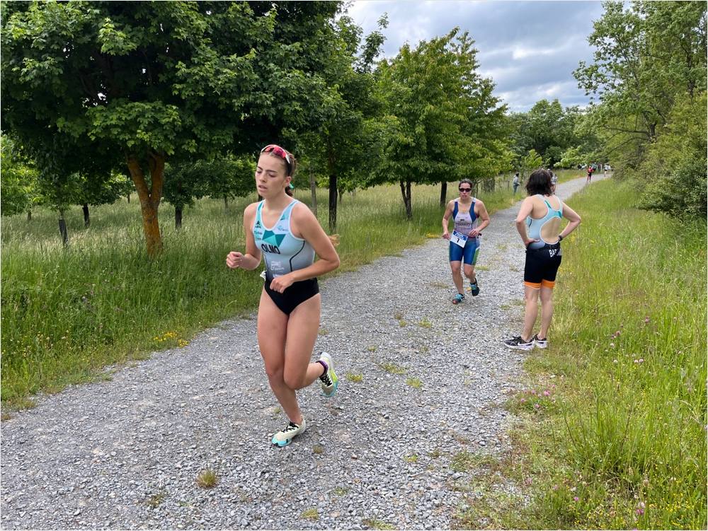 Del Alámo y Remírez ganan el triatlón de El Rasillo