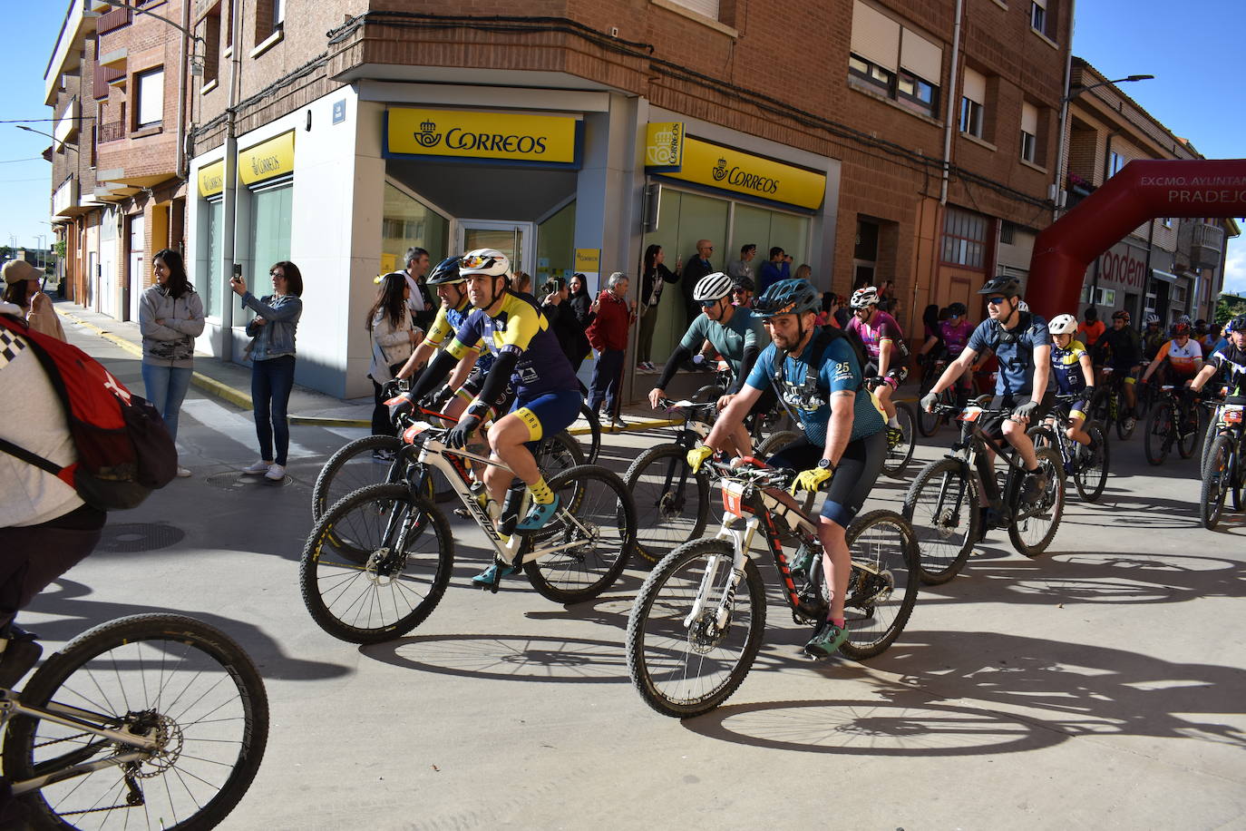 La XI BTT de la seta y el champiñón de Pradejón contó con 210 ciclistas