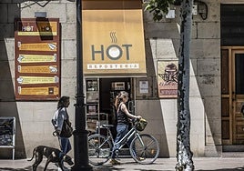 El sol, sin excesos en los termómetros, ha vuelto a ser protagonista este martes en las calles de Logroño