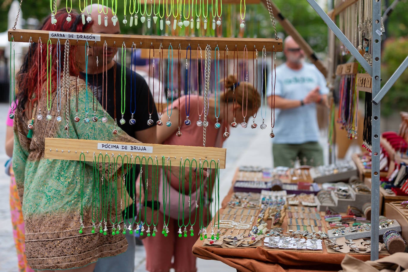 Logroño disfruta de los mercados de San Bernabé