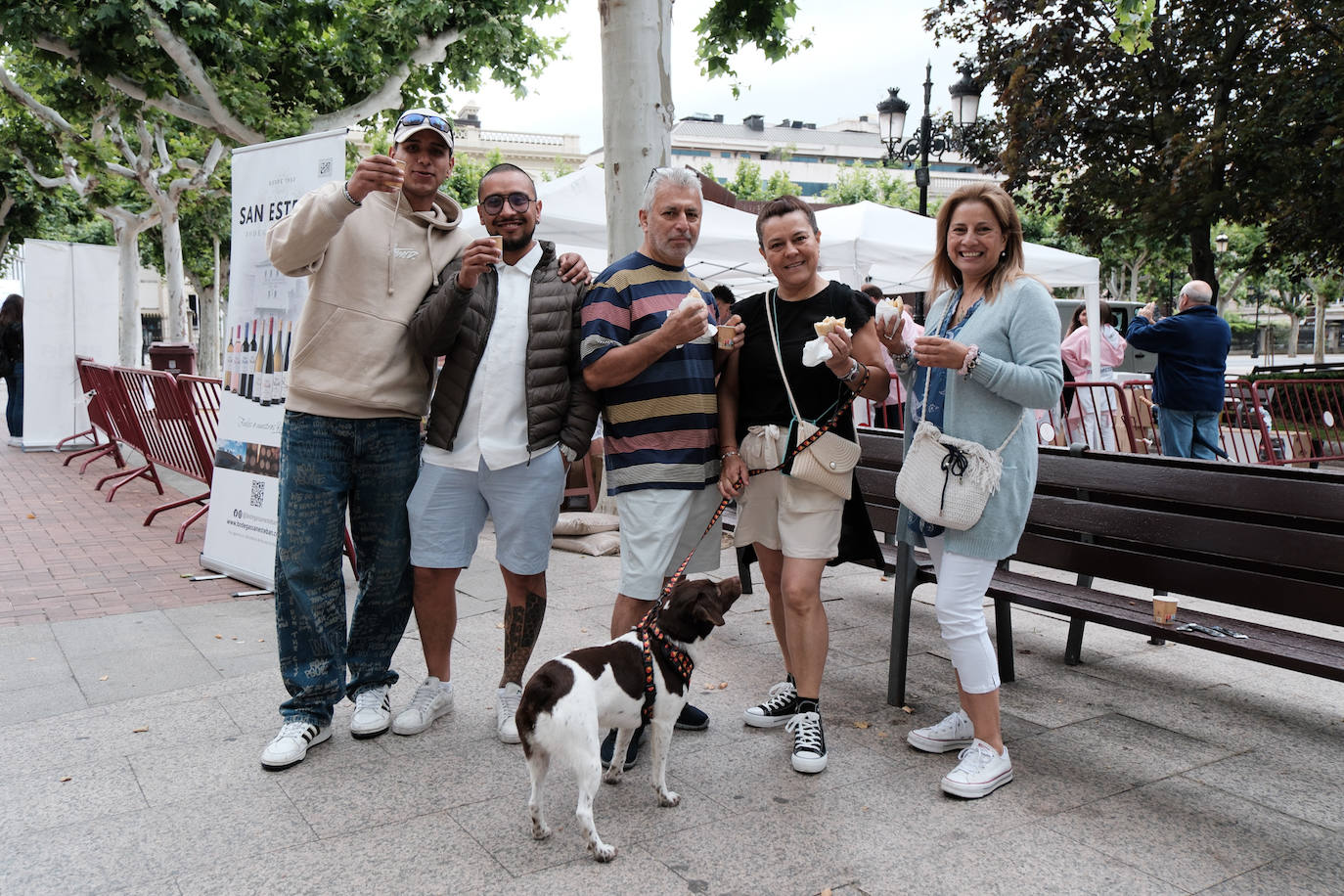 Degustación de calamares en El Espolón, por la peña Aster