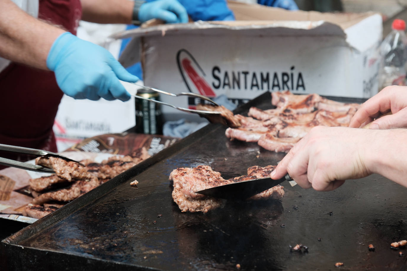 Degustación de chorizo en el Ayuntamiento, por la peña La Unión