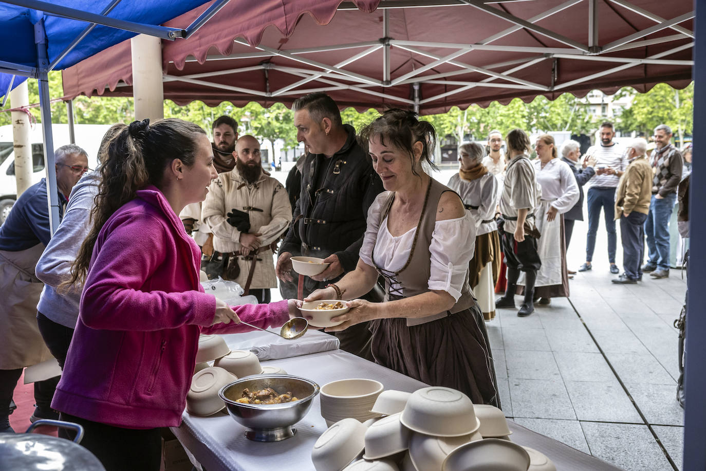 Mercado renacentista en la plaza del Ayuntamiento