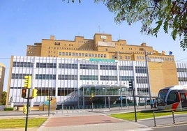 Fachada del Hospital Universitario Miguel Servet de Zaragoza.