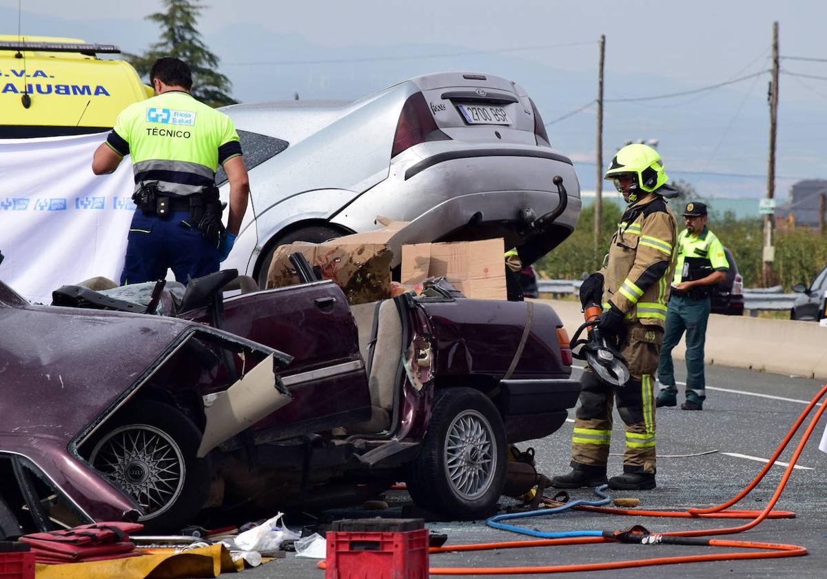 Imagen del siniestro ocurrido en julio de 2018 en la N-111, en el término de Nalda.