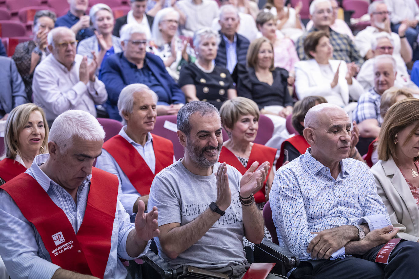 Graduación de adultos en la Universidad de la Experiencia