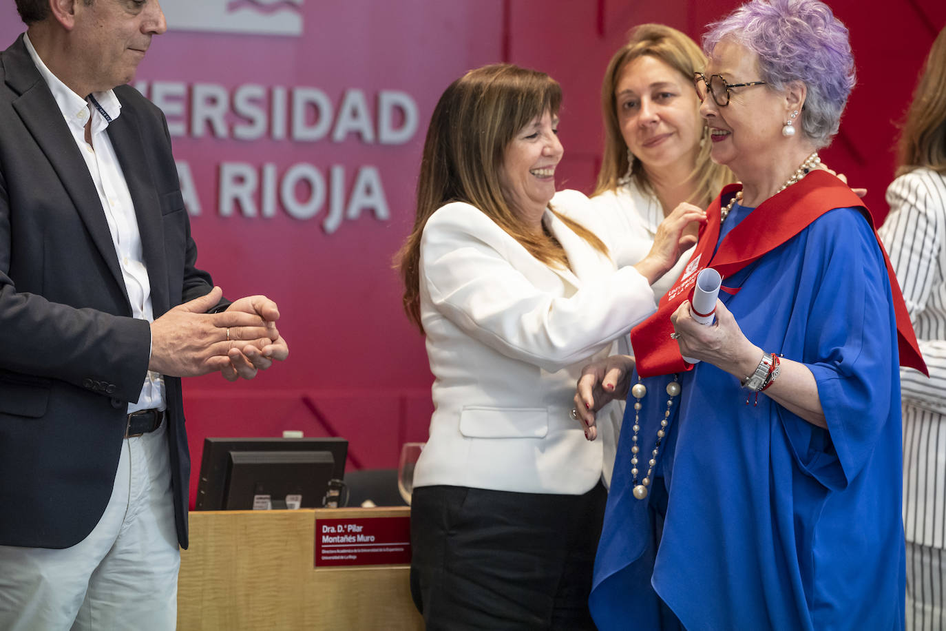 Graduación de adultos en la Universidad de la Experiencia