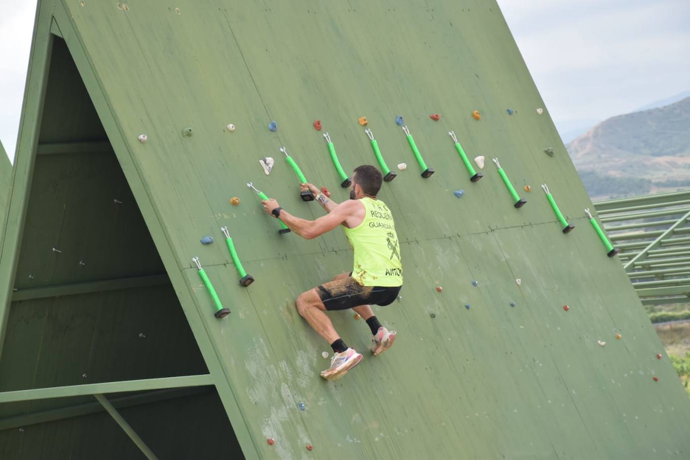Intensidad en el inicio de la Gladiator Race en Logroño