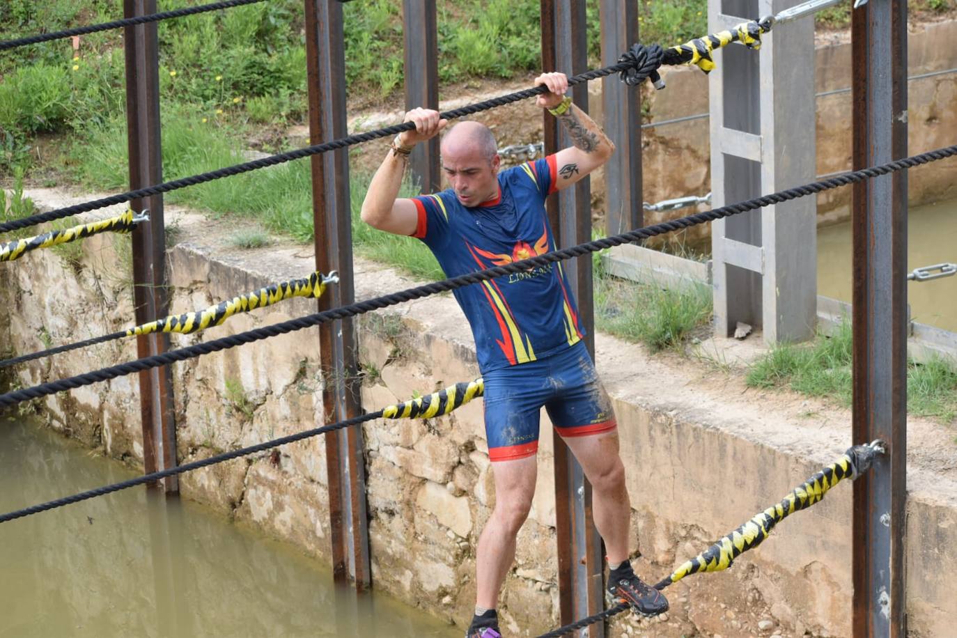 Intensidad en el inicio de la Gladiator Race en Logroño