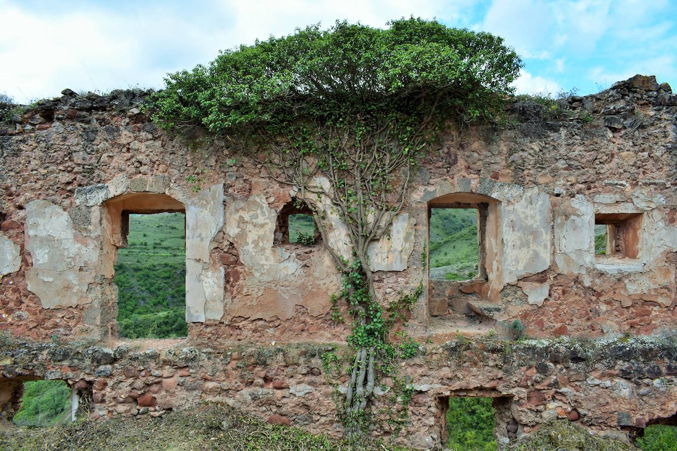 San Prudencio luce desbrozado