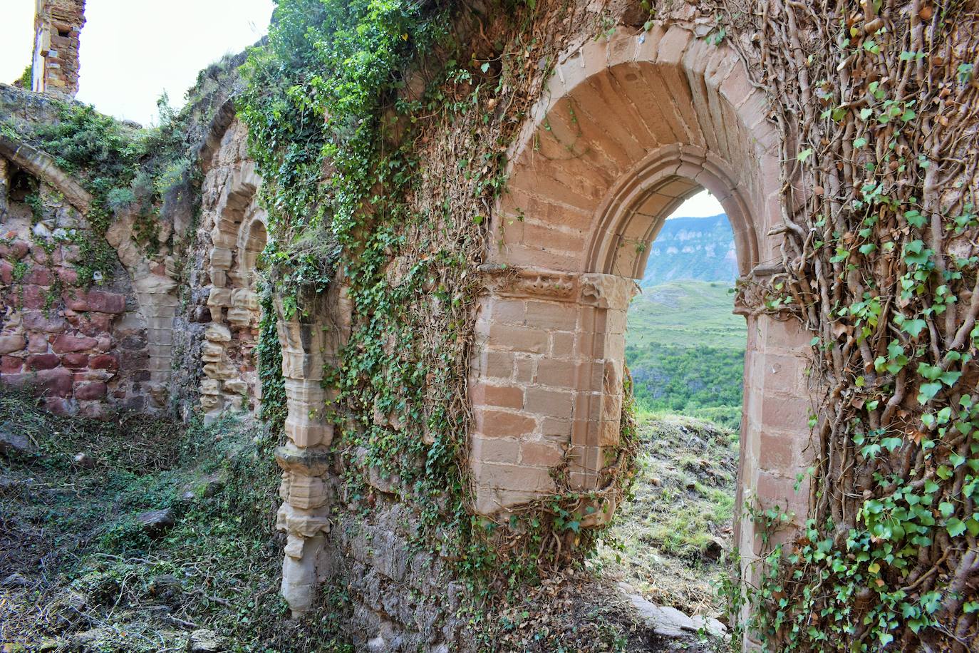 San Prudencio luce desbrozado