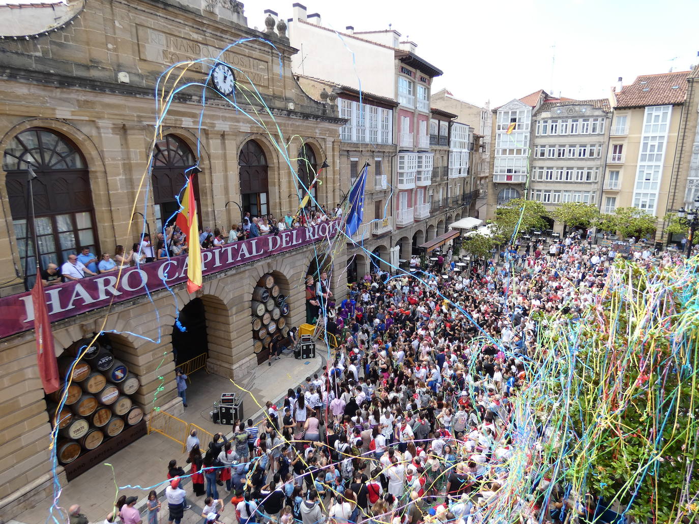El disparo del cohete en Haro, en imágenes