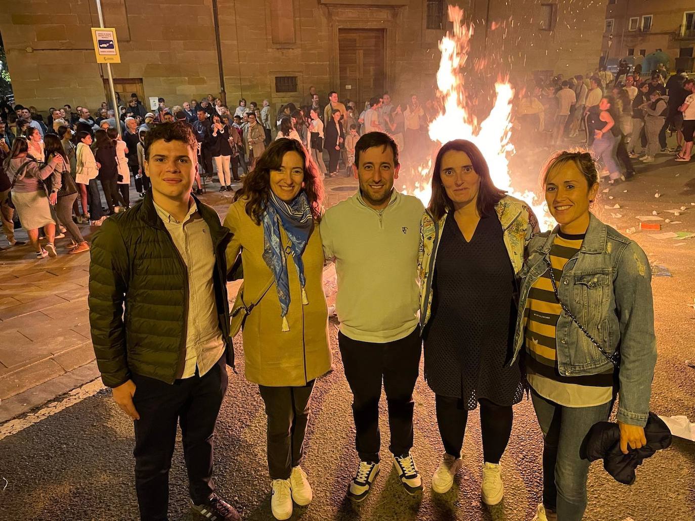 Las hogueras de San Juan arden en toda La Rioja