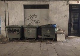 «El asfalto de avenida de la Paz no puede estar peor: vamos dando botes todo el rato».