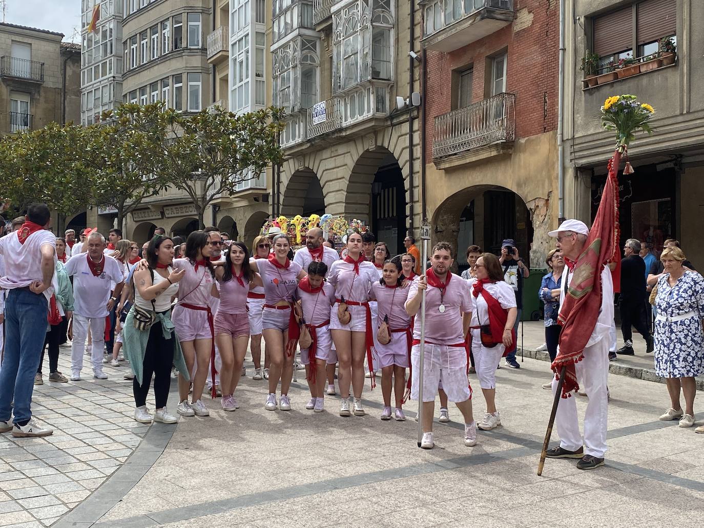 La Batalla del Vino infantil, en imágenes