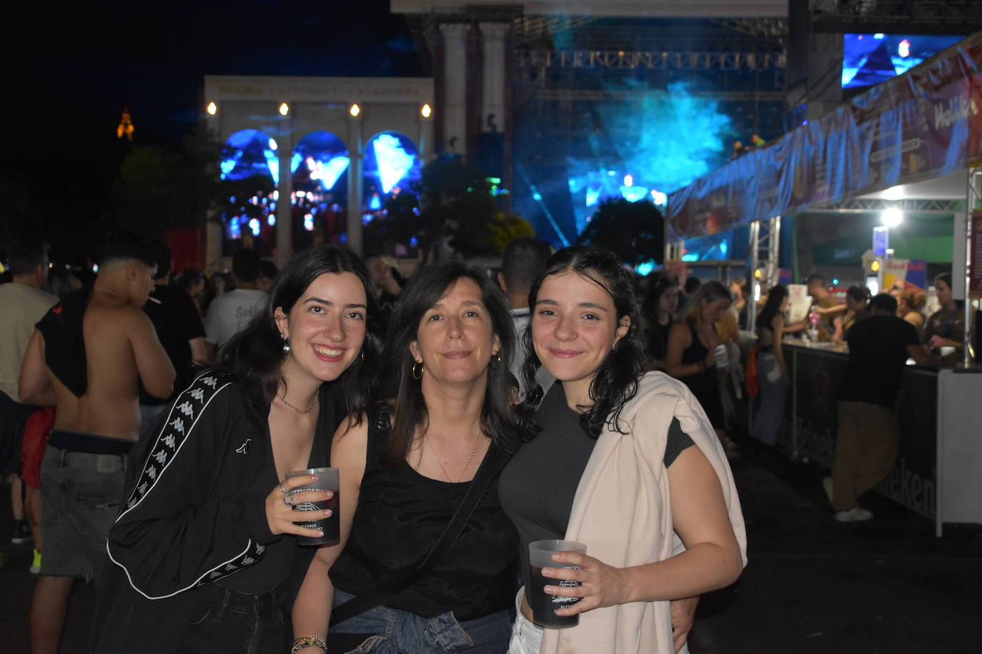 Las imágenes de los conciertos de Paopao, Álvaro Díaz y Myke Towers
