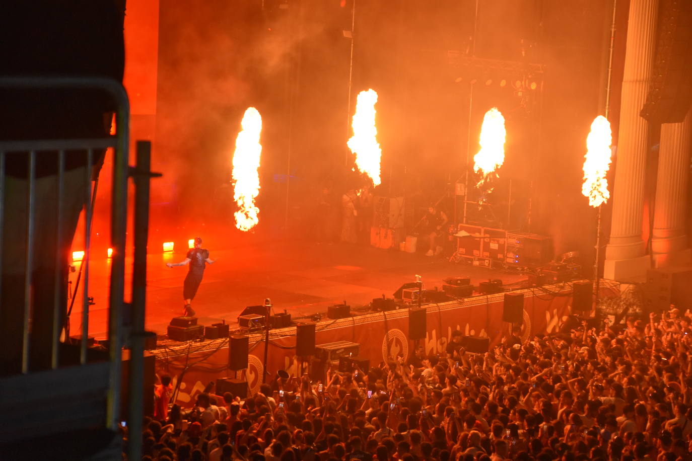 Las imágenes de los conciertos de Paopao, Álvaro Díaz y Myke Towers